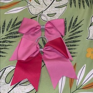 Cheer bows